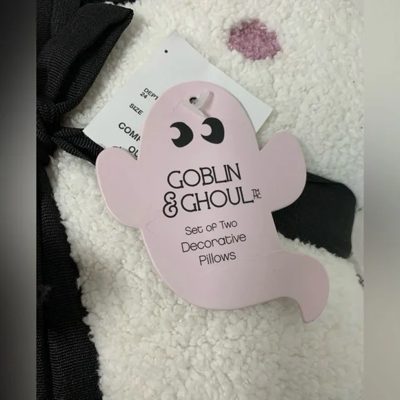NWT Goblin & Ghoul Halloween Sherpa Plush Girl Boy Ghost Pillow Set Fall - Picture 5 of 6